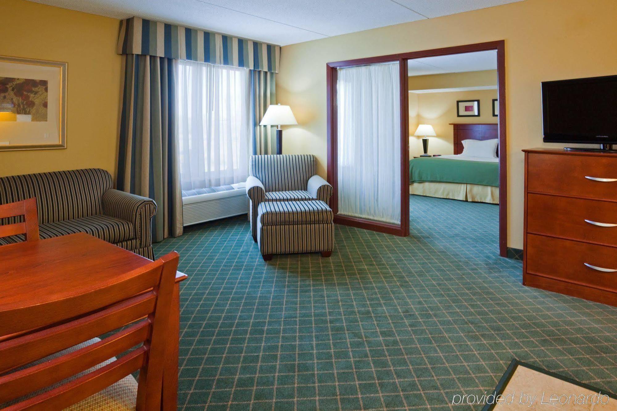 Holiday Inn Express Hotel & Suites Coon Rapids - Blaine Area By Ihg Room photo